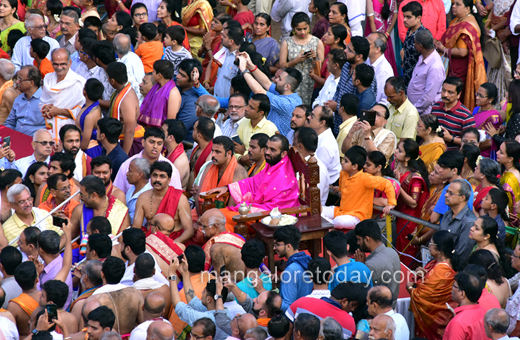 Kodia theru Car festival of mangalore